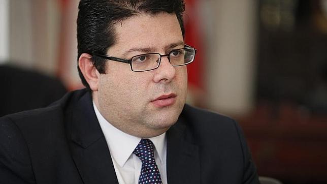 Picardo: «El infierno se congelaría antes de que quite los bloques de hormigón»