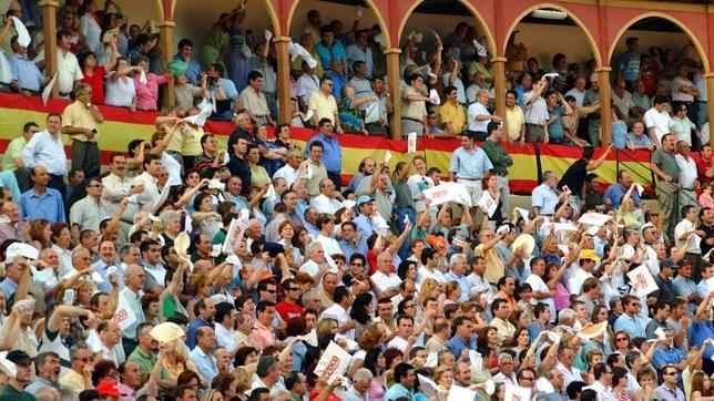 «El Ayuntamiento no organiza los toros»