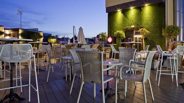 Esta azotea para clientes y bolsillos exigentes no repara en gastos