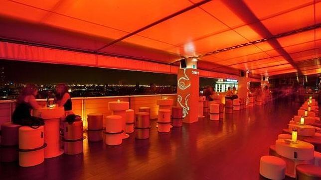 La altitud de la terraza otorga una espectacular visión de toda la ciudad