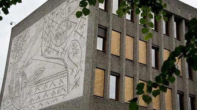 Noruega se plantea el destino de los murales de Picasso dañados por Breivik