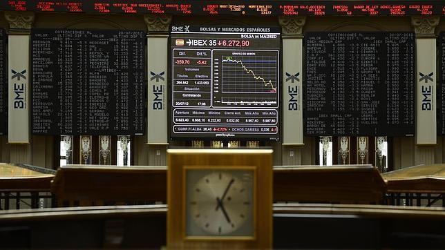 La bolsa española registra la mayor subida en mes y medio al ganar el 1,98%