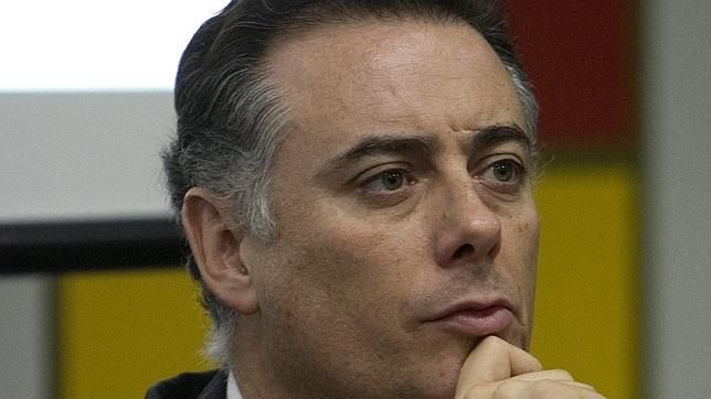 López Viejo y su mujer ingresaron más de 450.000 euros en un banco suizo en 2002