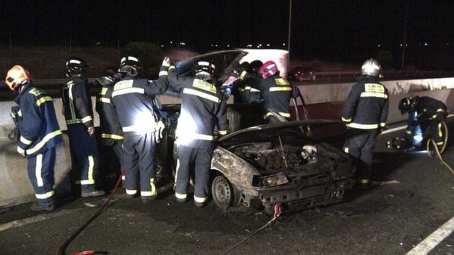 Un fallecido y dos heridos tras un espectacular choque en la M-40