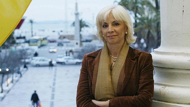 Teófila Martínez denuncia cuentas falsas en Twitter que suplantan su identidad