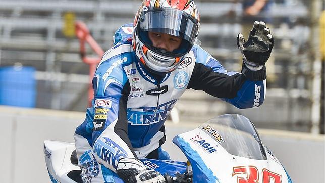 Nakagami arrebata la 'pole' a Espargaró