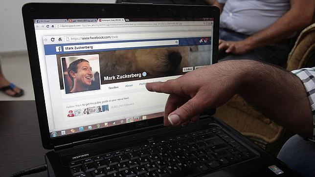 Crean un dispositivo para combatir la adicción a Facebook a través de descargas eléctricas