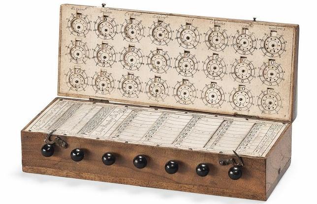 Subastan en Londres una calculadora portátil del siglo XVIII