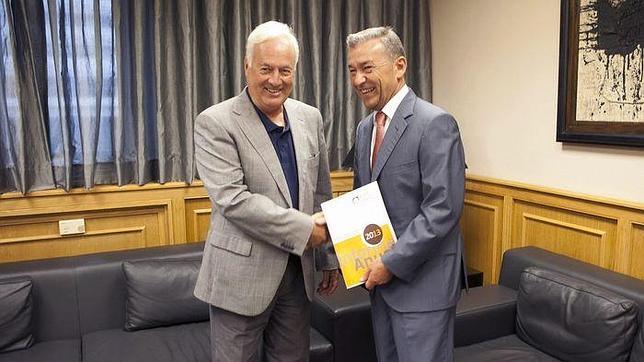 El CES refuta las tesis de Coalición Canaria sobre el aumento de la población