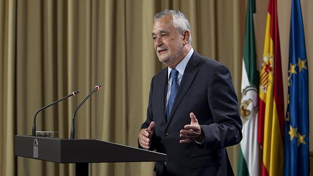 Griñán ve una «mezquindad» que se vincule su incorporación al Senado con el caso ERE