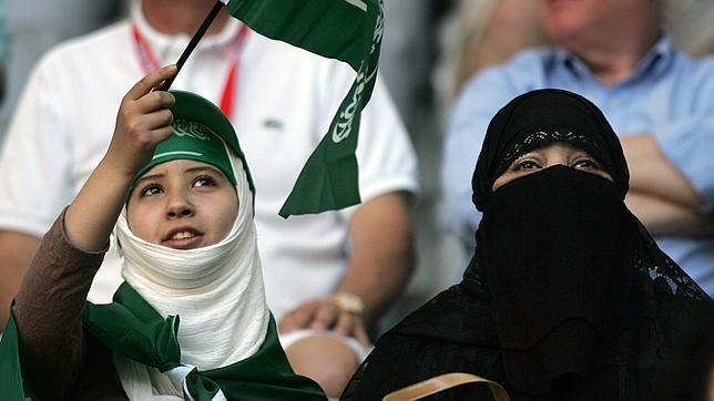 Veto a las mujeres en los estadios de fútbol