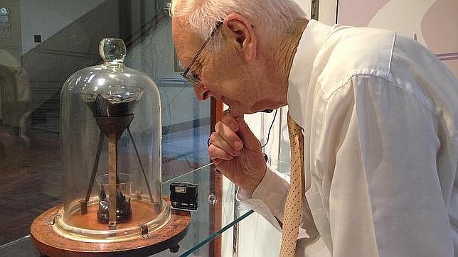 Muere el guardián del experimento más largo de la historia