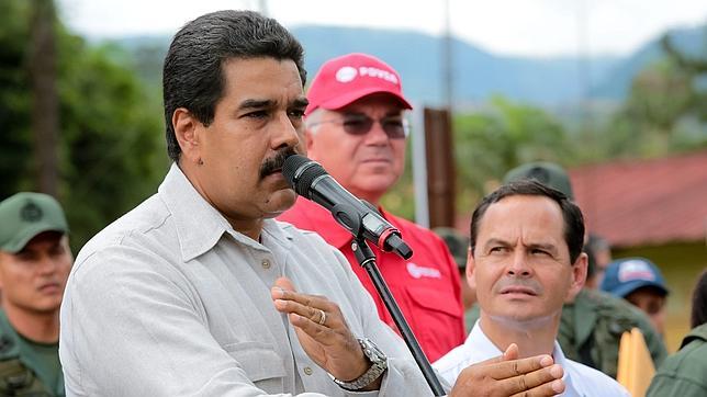 La oposición presenta nuevas pruebas sobre el origen de Nicolás Maduro