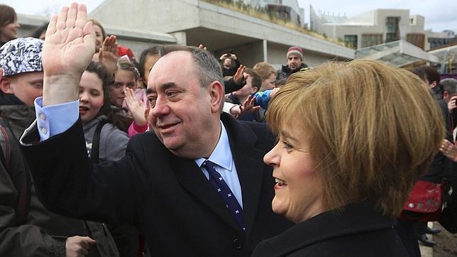 Londres apela al bolsillo de los escoceses