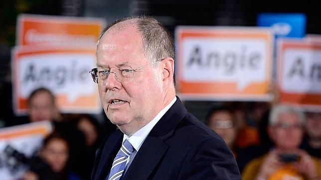 Merkel ve una Alemania «mejor que hace cuatro años» y su rival pide acabar con la «parálisis»