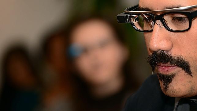 Glassters OCR, una app que permitirá «leer» a los invidentes con Google Glass
