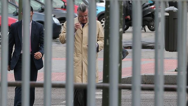 Bárcenas pide el desbloqueo parcial de sus cuentas porque no puede pagar luz y agua