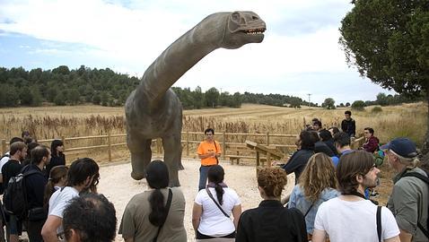 Descubren unas huellas de dinosaurios «únicas en el mundo» en la Sierra de la Demanda