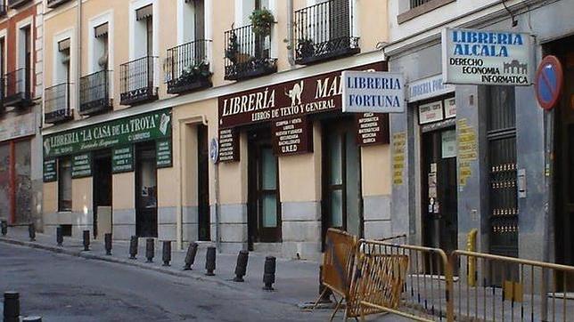 La crisis dispara la venta de libros de segunda mano en la calle Libreros