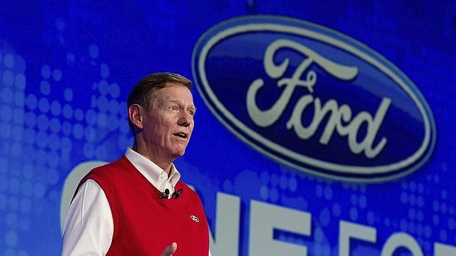 Los accionistas piden a Microsoft que el CEO de Ford ocupe el puesto de Ballmer