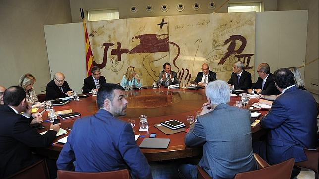 La Generalitat «persistirá» ante el Estado en su empeño de celebrar la consulta