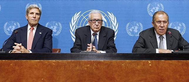 Kerry y Lavrov tratarán de fijar la fecha de la cumbre de paz para Siria en una próxima reunión