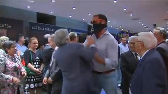 Libertad con cargos para once detenidos por el ataque al acto de la Diada en Madrid