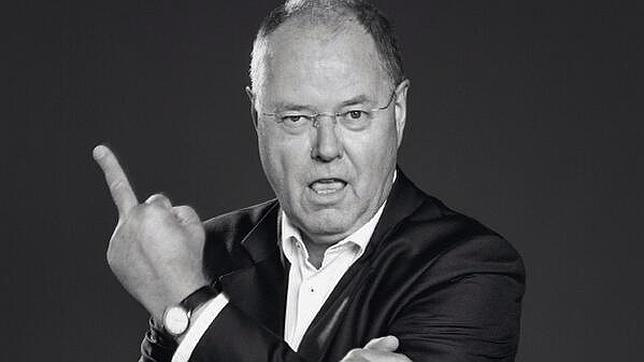 El rival de Merkel, Steinbrück, el último en abonarse a una moda polémica