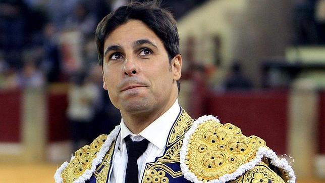 Paquirri, con el traje de luces