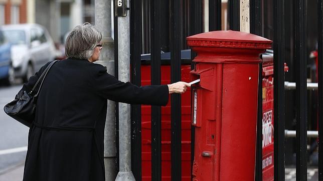 La odisea británica de privatizar el Royal Mail