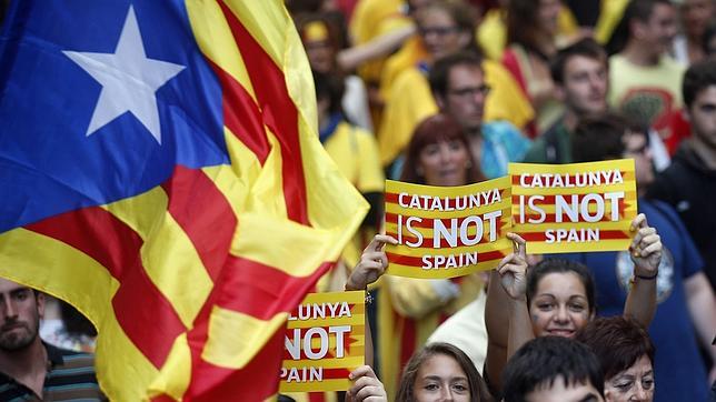 La Generalitat presenta el manifiesto del Pacto Nacional por el Derecho a Decidir