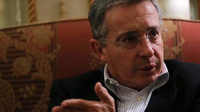 Álvaro Uribe, el primer expresidente de Colombia que se lanza al Congreso