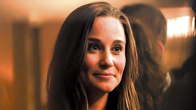 Pippa Middleton luce bandera española en el aeropuerto de Gibraltar