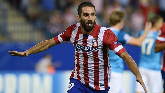 Arda Turan renueva con en el Atlético hasta 2017