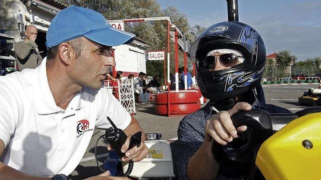 Un novedoso sistema permite a las personas ciegas conducir un kart