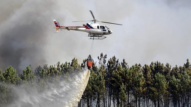 Los fuegos vuelven a asolar Orense