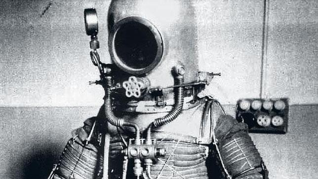 Emilio Herrera inventó el primer traje espacial