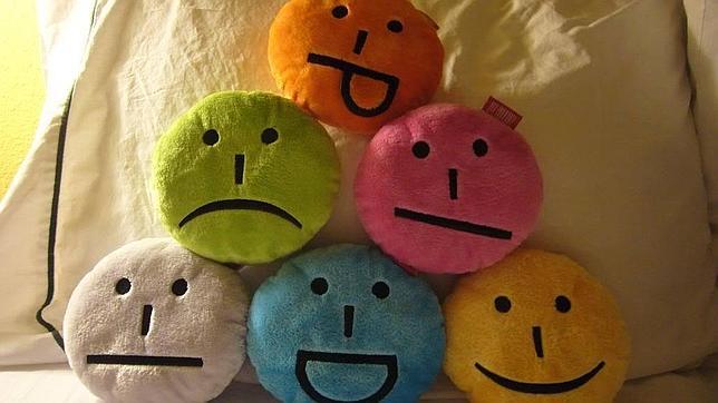 Los españoles somos cada vez menos felices