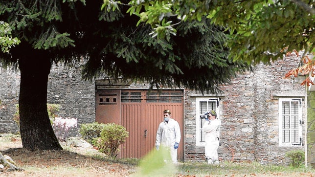 La Guardia Civil cree que la madre mató a la niña de Santiago y el padre la encubrió