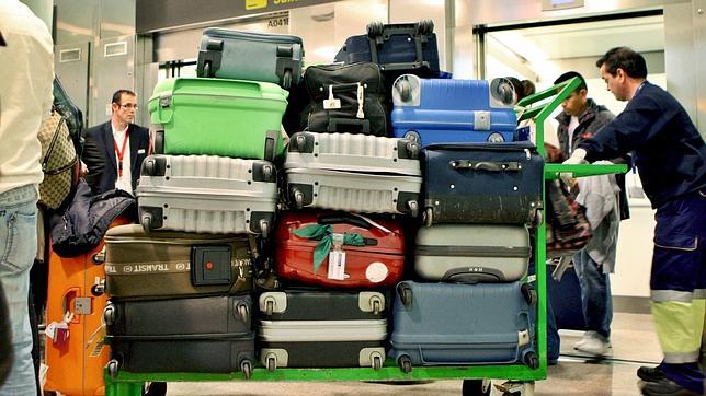 El número de emigrantes españoles se duplica desde 2007