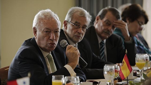 España y Argentina acuerdan gestiones conjuntas por Gibraltar y las Malvinas