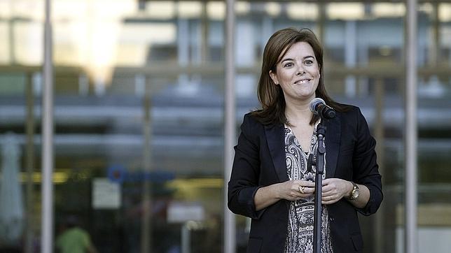 La vicepresidenta del Gobierno despachó con el Rey en el hospital