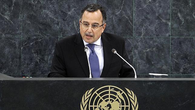 Egipto fija la primavera de 2014 como fecha final de la transición política