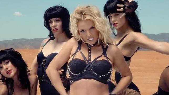 Britney Spears, desatada y con látigo en su nuevo vídeo, «Work Bitch»