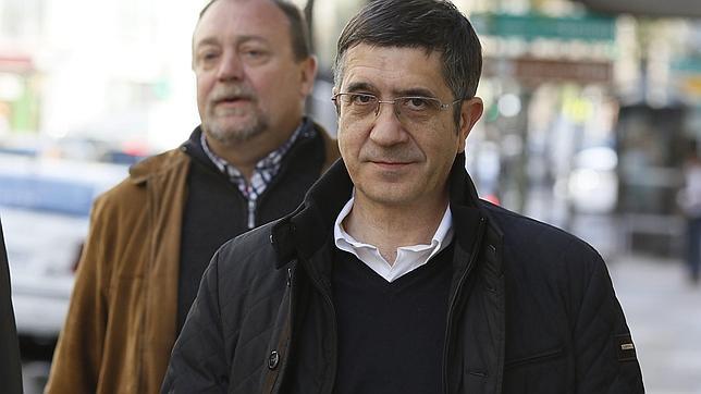 Patxi López da otra vuelta de tuerca a sus aspiraciones: «Hay que reinventar el PSOE»