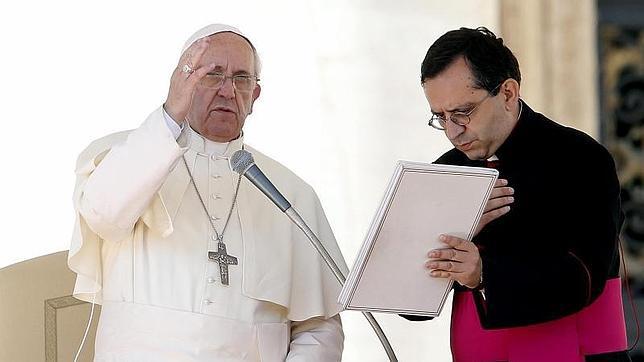 La reforma de la Curia: Hacia una «secretaría del Papa» y una Congregación de Laicos