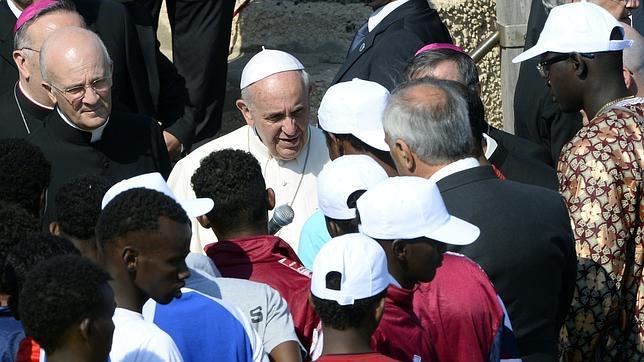El Gobierno italiano apoyará la candidatura de Lampedusa al Nobel de la Paz