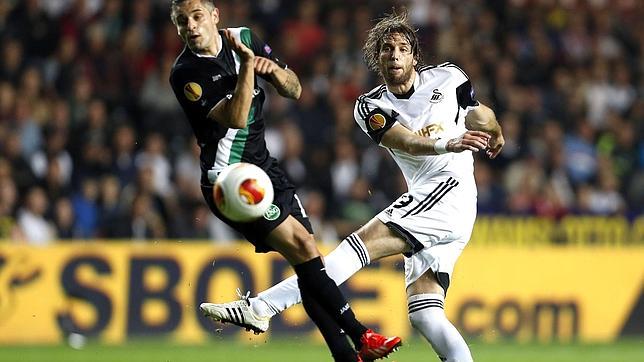 Del Bosque llama a Michu para sustituir a Villa