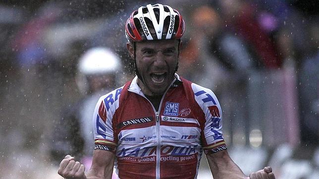 Purito gana en Lombardía y es el número uno mundial