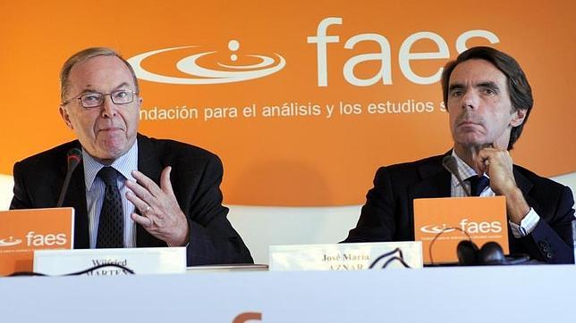 El presidente del PP europeo deja el cargo por motivos de salud
